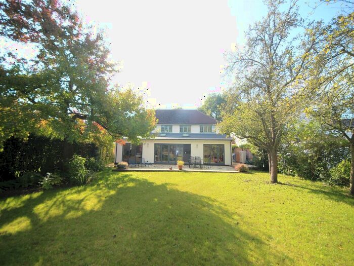 5 Bedroom Detached House To Rent In Robin Hood Lane, Guildford, GU4