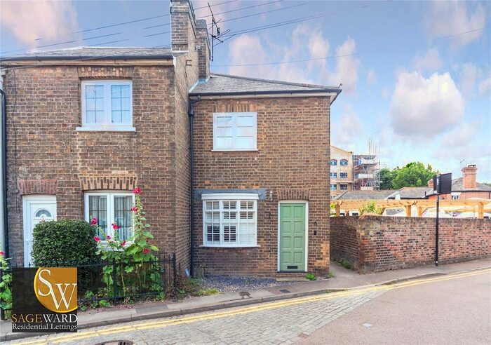 2 Bedroom End Of Terrace House To Rent In The Folly, Hertford, Herts, SG14