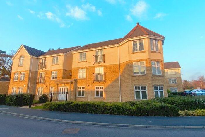 3 Bedroom Flat To Rent In The Wickets, Marton-In-Cleveland, Middlesbrough, TS7