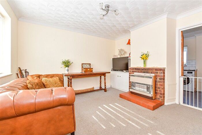 2 Bedroom End Of Terrace House For Sale In Hopes Grove, High Halden, Kent, TN26