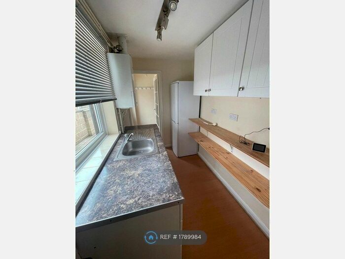 2 Bedroom Terraced House To Rent In Cambridge Street, Grantham, NG31