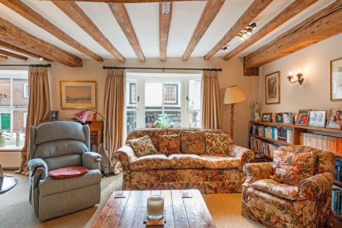 2 Bedroom Cottage To Rent In High Street, Mayfield, TN20