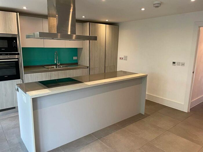 3 Bedroom House To Rent In Station Street, Cheltenham, GL50