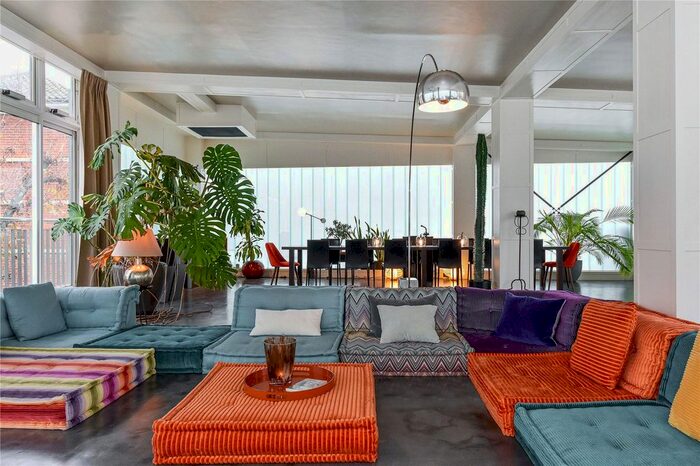 5 Bedroom Mews House To Rent In Brunel Road, London, SE16