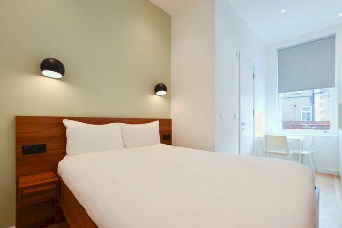 Apartment To Rent In Hornsey Road, Holloway / Arsenal, N7