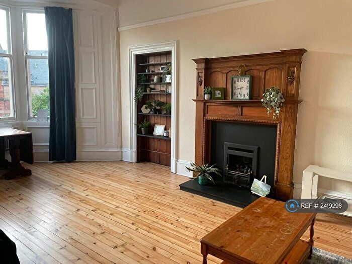 3 Bedroom Flat To Rent In Warrender Park Crescent, Edinburgh, EH9