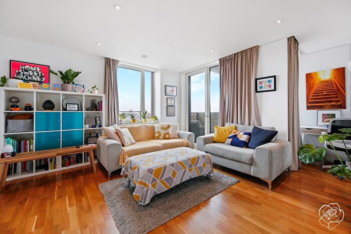 2 Bedroom Flat For Sale In Verna House, Sunrise Close, Stratford, E20