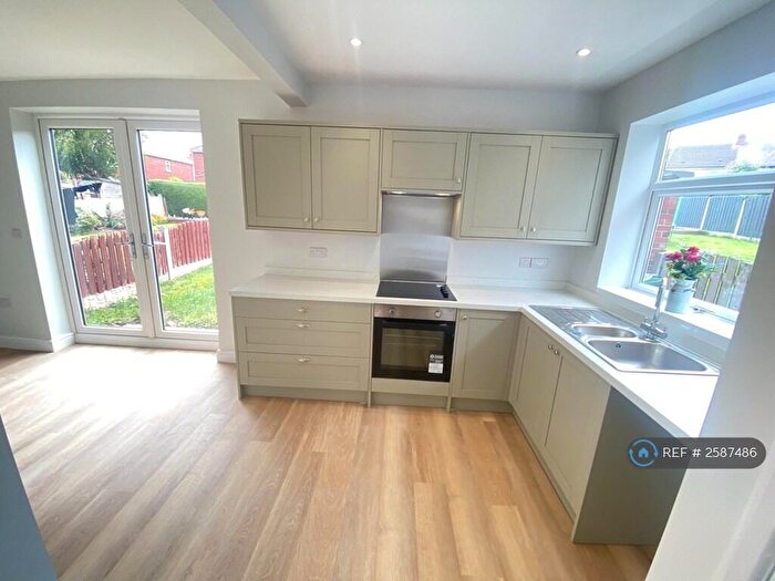 3 Bedroom Semi-Detached House To Rent In Smithy Wood Lane, Barnsley, S75