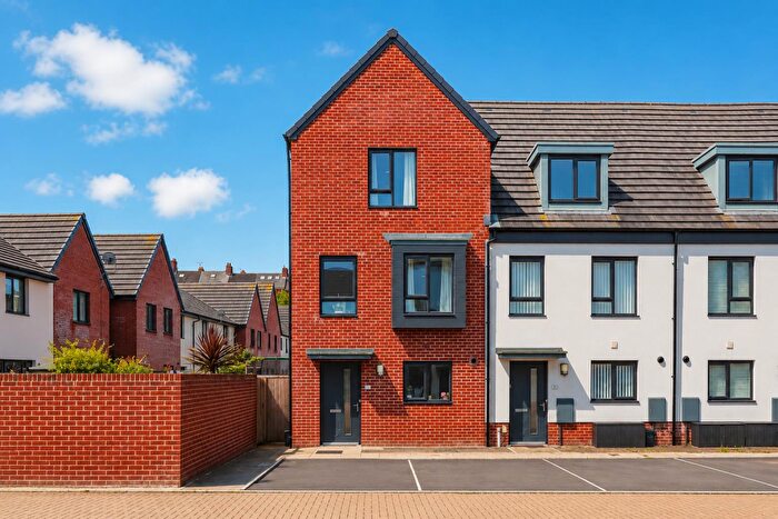 4 Bedroom End Of Terrace House For Sale In Ffordd Pentre, Barry, CF62