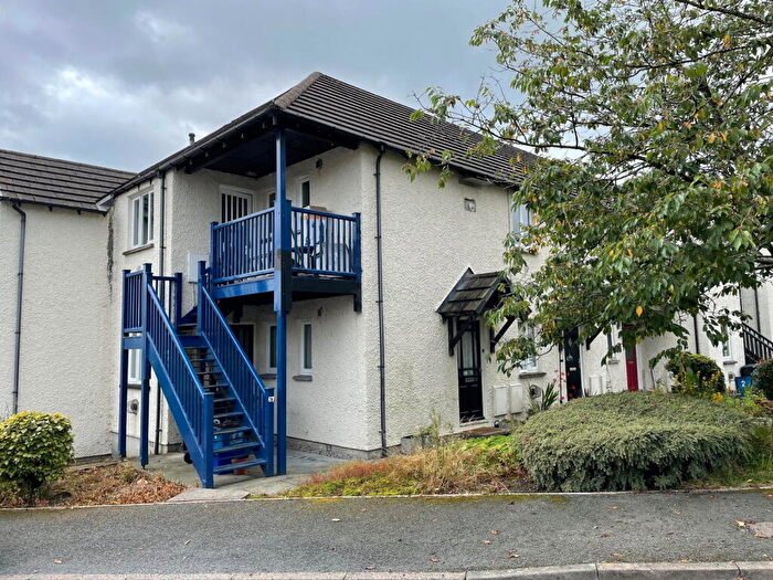 2 Bedroom Flat To Rent In Acre Moss Lane, Kendal, LA9