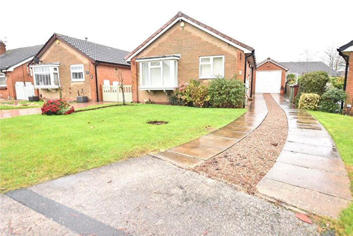 2 Bedroom Detached Bungalow For Sale In Rockingham Close, Leeds, West Yorkshire, LS15