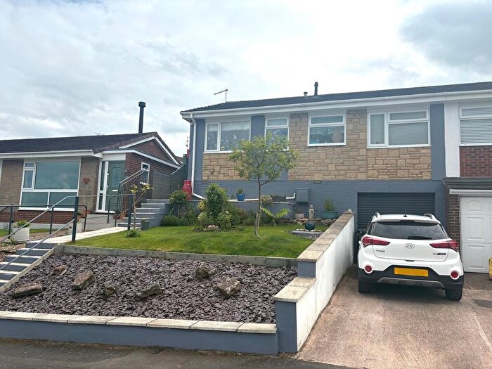 2 Bedroom Bungalow For Sale In Anstey Crescent, Tiverton, EX16