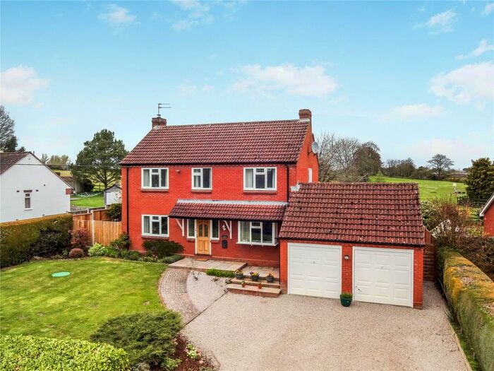 4 Bedroom Detached House For Sale In Dovaston, Kinnerley, Oswestry, Shropshire, SY10