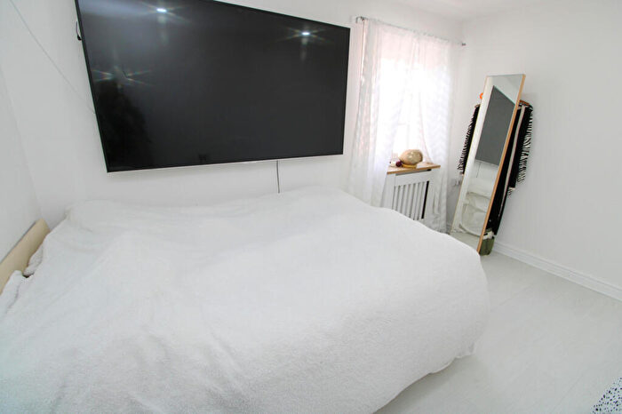 1 Bedroom Apartment For Sale In Regent Flats, - Market Street, Abergele, LL22