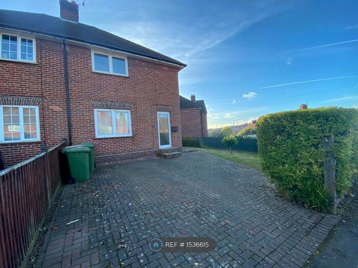 3 Bedroom Semi-Detached House To Rent In Caley Road, Tunbridge Wells, TN2