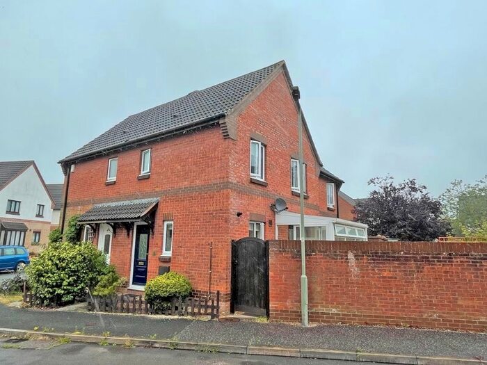 2 Bedroom End Of Terrace House To Rent In The Cricketers, Axminster, EX13