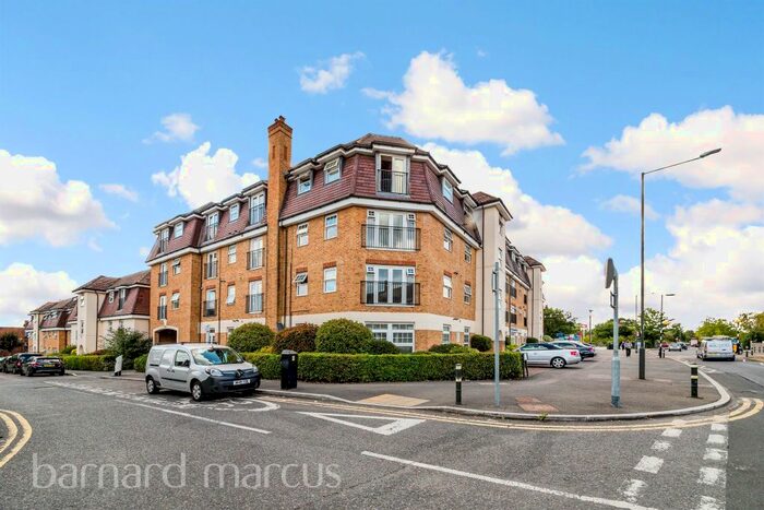 2 Bedroom Flat To Rent In Green Lane, Morden SM4