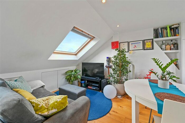 1 Bedroom Flat To Rent In Hetley Road, London, W12