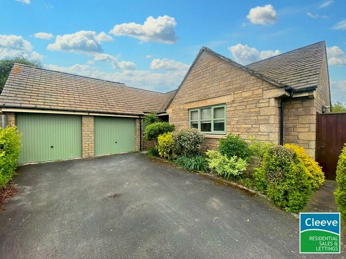 3 Bedroom Detached Bungalow To Rent In Maytree Gates, Bishops Cleeve, GL52