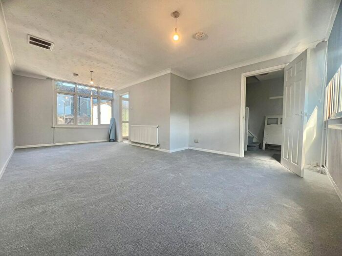2 Bedroom End Of Terrace House To Rent In Landseer Road, Sholing, Southampton, Hampshire, SO19