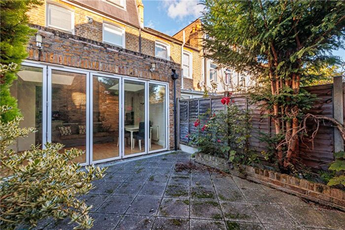 3 Bedroom Terraced House For Sale In Brookwood Road, London, SW18