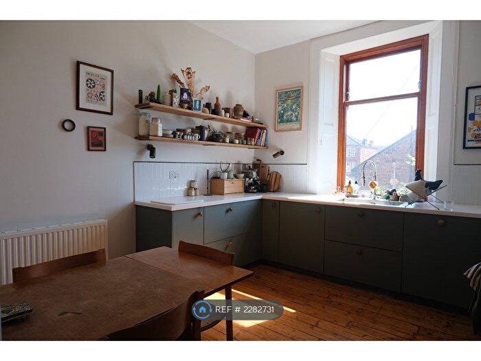 1 Bedroom Flat To Rent In Daisy Street, Glasgow, G42