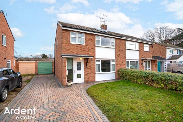 3 Bedroom Semi-Detached House For Sale In Cedar Chase, Heybridge, CM9