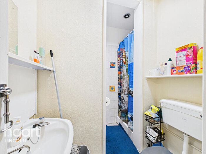 2 Bedroom Terraced House For Sale In Dixon Street, Lincoln, LN5