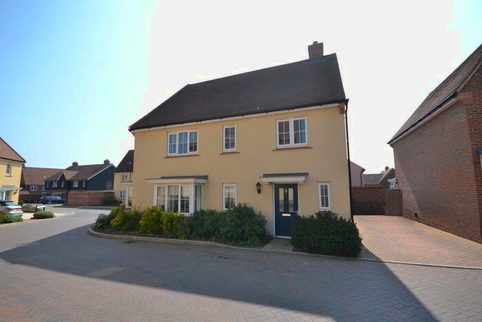 2 Bedroom Property To Rent In Putterill Close, Thaxted, Dunmow, CM6
