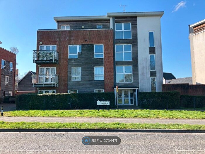 2 Bedroom Flat To Rent In Bourdillon Gardens, Basingstoke, RG24