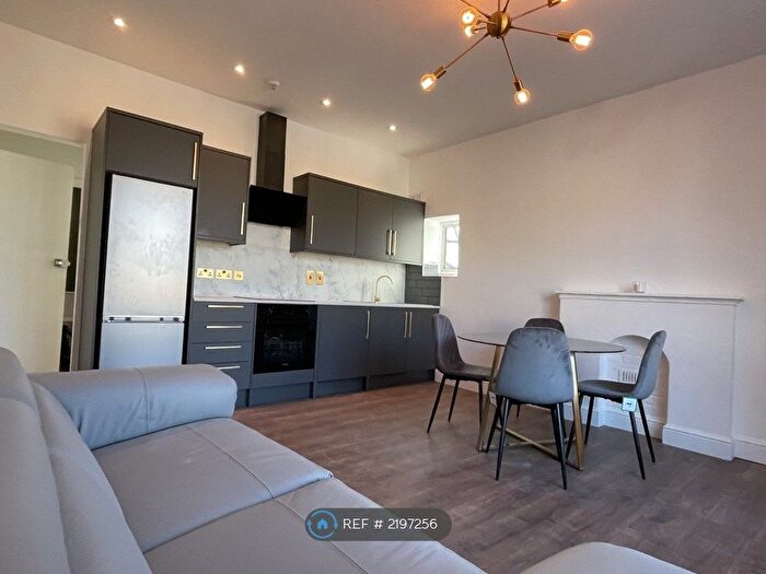 1 Bedroom Flat To Rent In Oakfield Road, Croydon, CR0