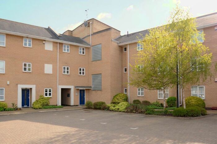 2 Bedroom Apartment To Rent In Wren Way, Parkland Place, OX26