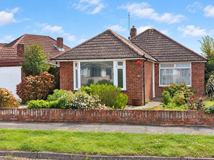 3 Bedroom Detached Bungalow For Sale In Barfield Park, Lancing, BN15