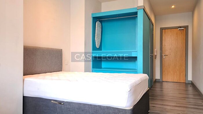 3 Bedroom Flat To Rent In The Works At Standard House, Half Moon Street, Huddersfield, HD1