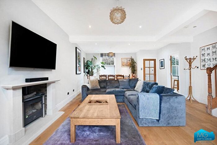 6 Bedroom Terraced House To Rent In College Lane, London, NW5