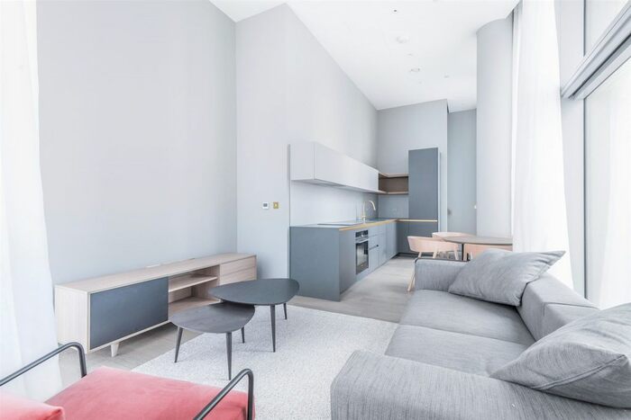 2 Bedroom Flat To Rent In No., Upper Riverside, Cutter Lane, Greenwich Peninsula, SE10