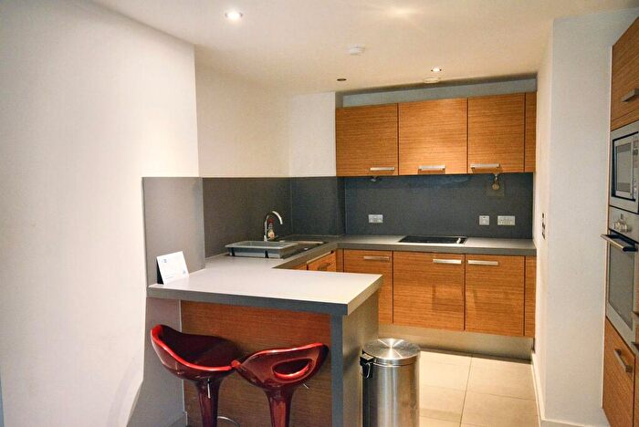 1 Bedroom Apartment To Rent In Lord Street, Britton House, M4