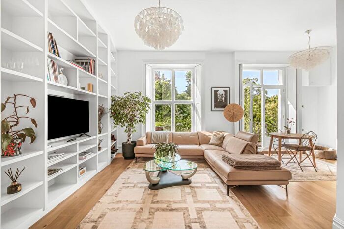 2 Bedroom Flat To Rent In Regents Park Road, Primrose Hill, NW1