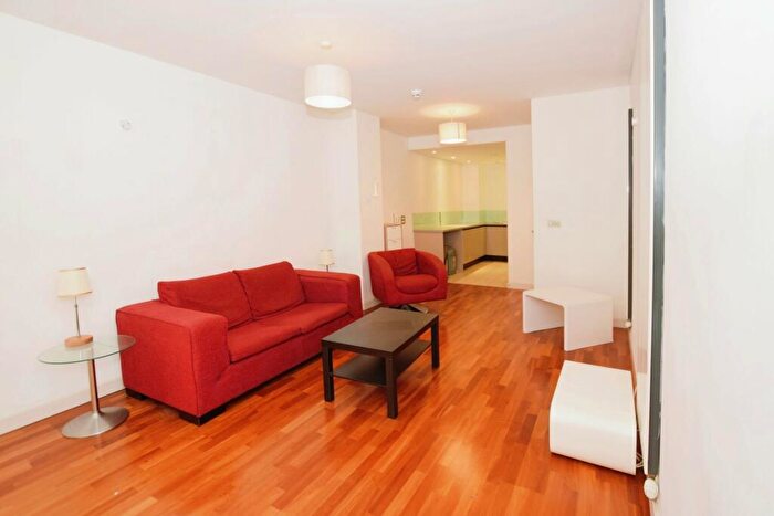 1 Bedroom Flat To Rent In Leftbank, Spinningfields, Manchester, M3