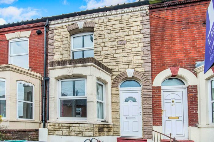 3 Bedroom Terraced House To Rent In Silver Road, Norwich, NR3