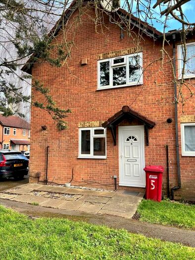 1 Bedroom Property To Rent In Jellicoe Close, Cippenham, Slough, SL1