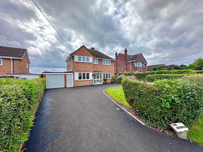 4 Bedroom Detached House To Rent In The Moorings, Hyde Lea, ST18