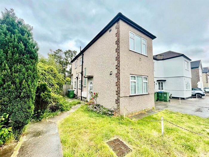 2 Bedroom Maisonette To Rent In Stanhope Road, Bexleyheath, Kent, DA7