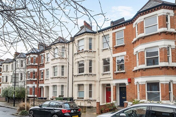1 Bedroom Flat For Sale In Hackford Road, London, SW9