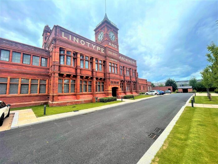 2 Bedroom Flat To Rent In Lawrence Road, Broadheath, Altrincham, WA14