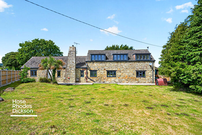 5 Bedroom Barn Conversion For Sale In Canteen Road, Whiteley Bank, Ventnor, PO38