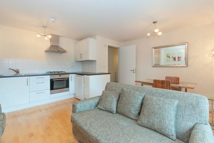 2 Bedroom Flat To Rent In Dawson Street, Oxford, OX4