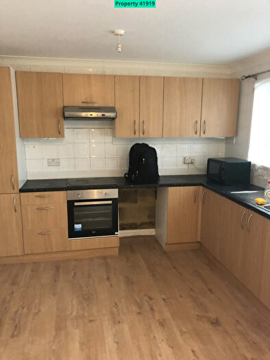 3 Bedroom Terraced House To Rent In Ross Avenue, Dagenham, RM8