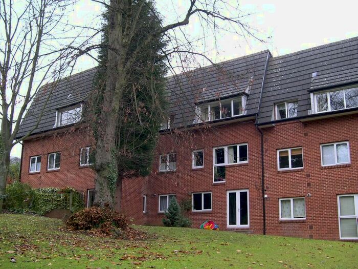 2 Bedroom Flat To Rent In The Knoll, Palace Road, Ripon, North Yorkshire, HG4