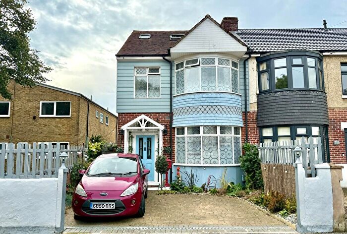 3 Bedroom End Of Terrace House For Sale In Chantry Road, Gosport, PO12